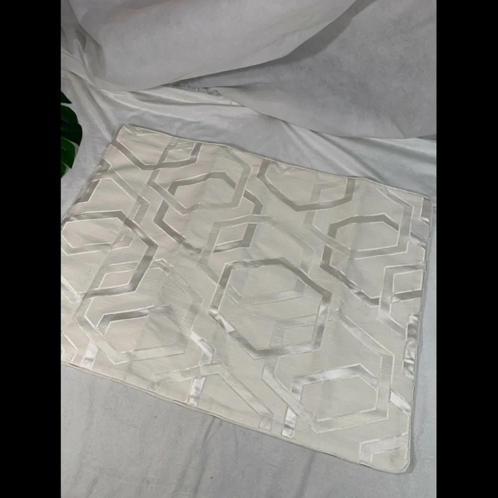 NWD Hotel‎ Collection Verve (1) Standard Sham Pillow Case
